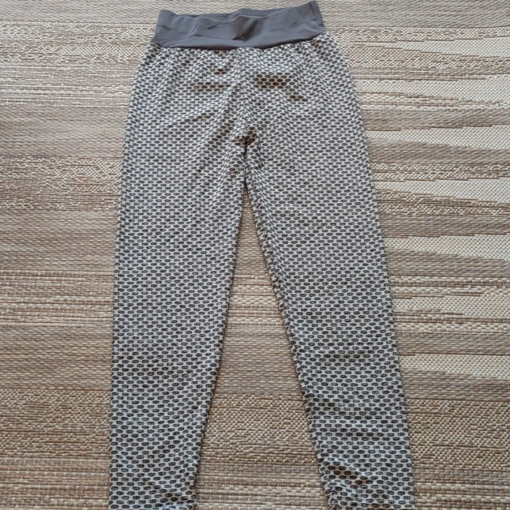 Stretch pants